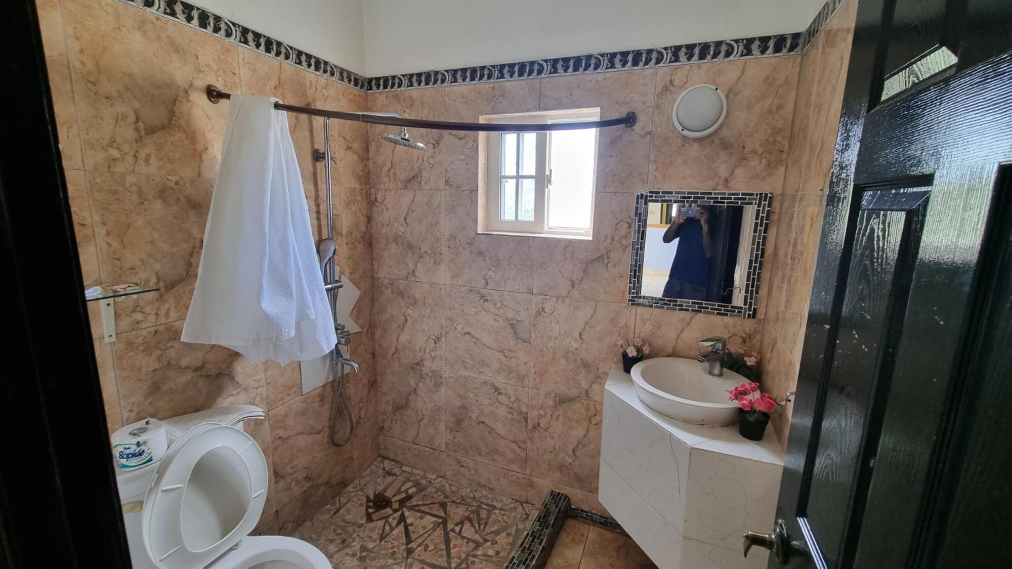 Little Savoy Guest House New Runaway Bay Eksteriør bilde